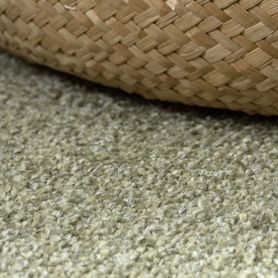 Metrážny koberec EXCELLENCE olivový 240